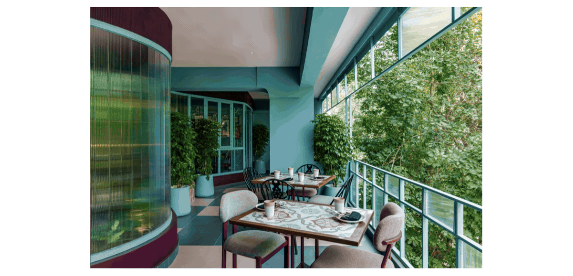 The light-filled dining area at Serious Slice, Indiranagar