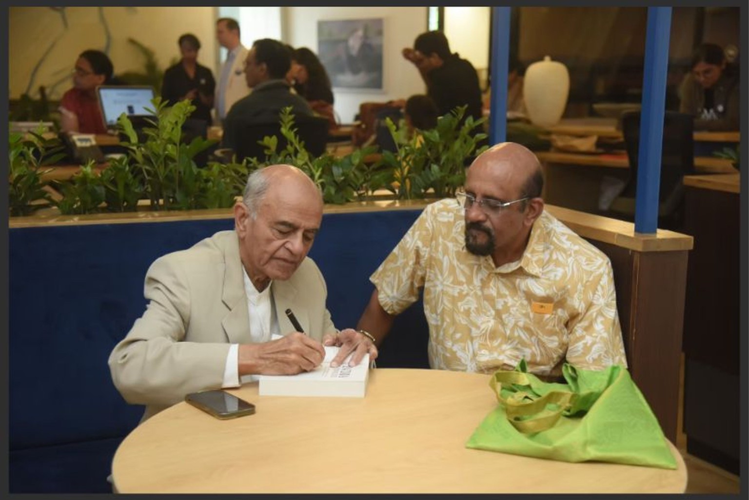 A book-signing moment in the festival’s supplied photo archive